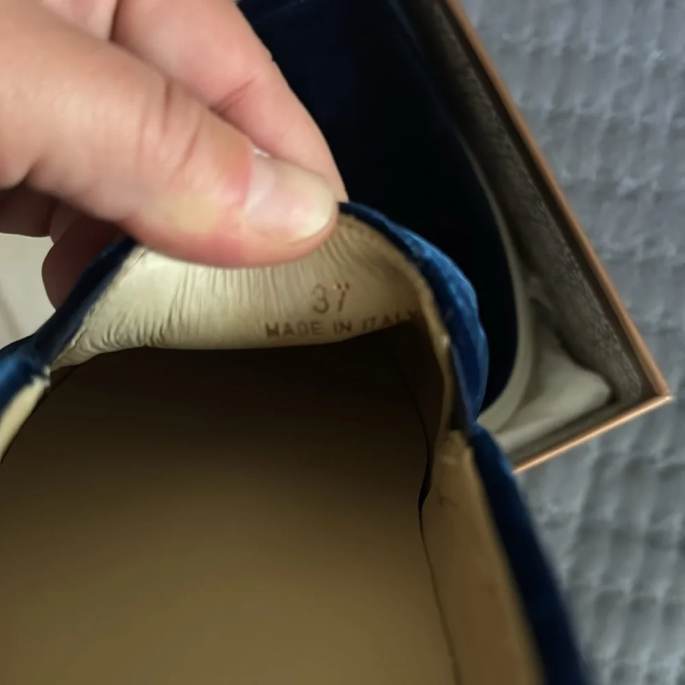 NWT M Gemi Blue velvet sneaker - Picture 5 of 5